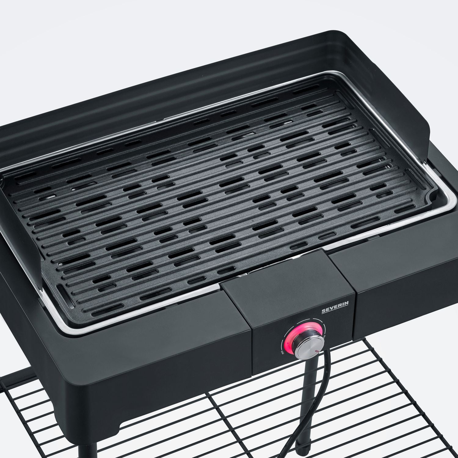 Grill z nóżkami i rusztem grillowym 2200 W Pg 8568 Severin
