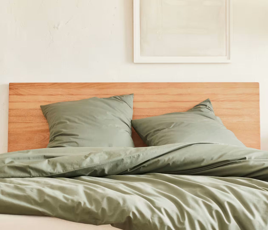 Solid wooden bed LUCA with storage