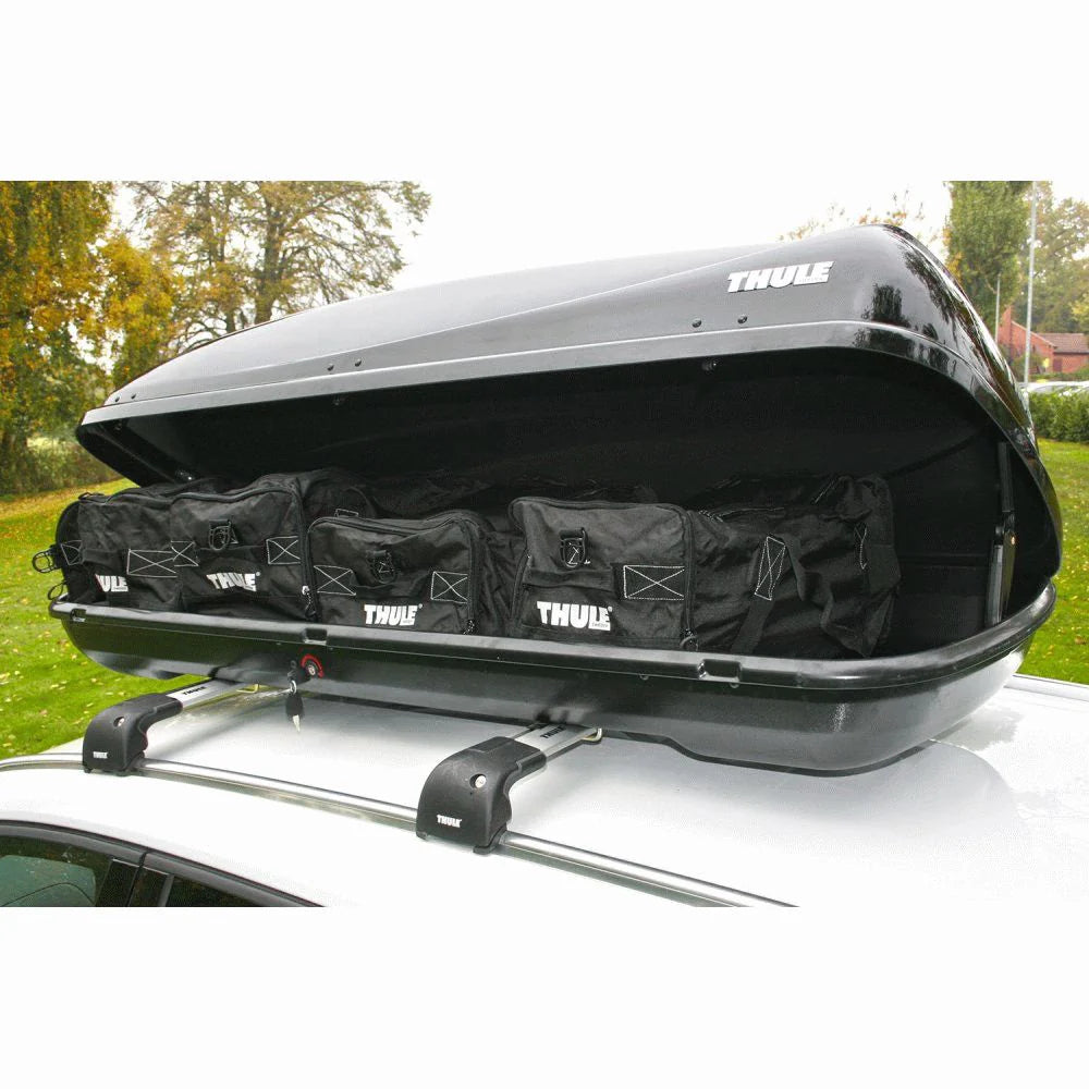 2026 THULE Ocean 200 Cofre de techo negro brillante – 450 litros