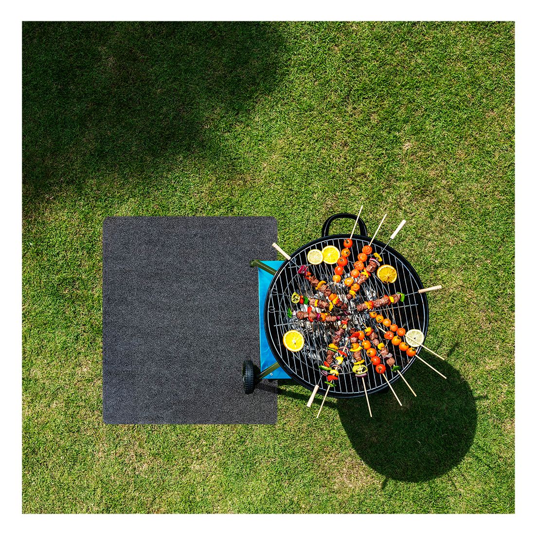 Acomoda Textil – Ognioodporna mata do grilla, czarna, antypoślizgowa, 100 x 120 cm. Regulowana, łatwa w czyszczeniu mata do ochrony podłóg wewnątrz i na zewnątrz.