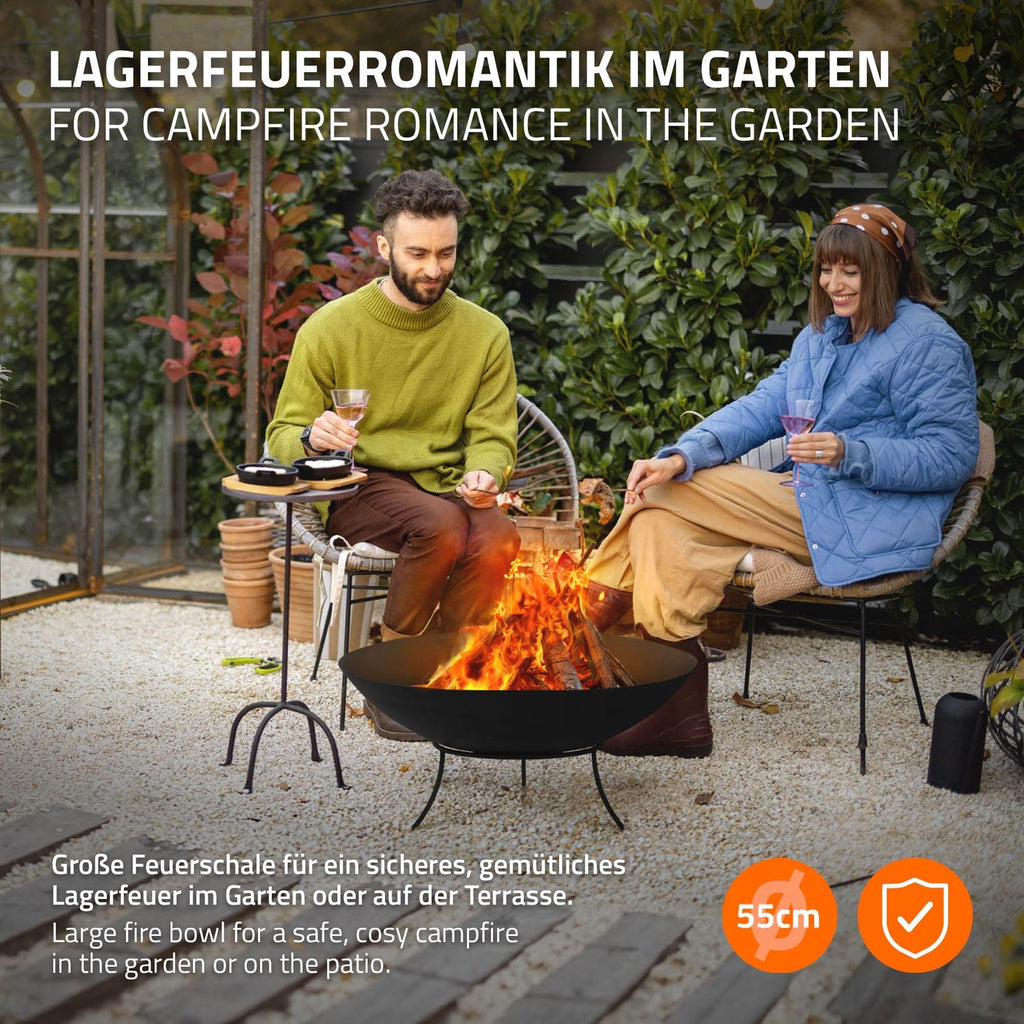 Steel fire pit with tripod grill