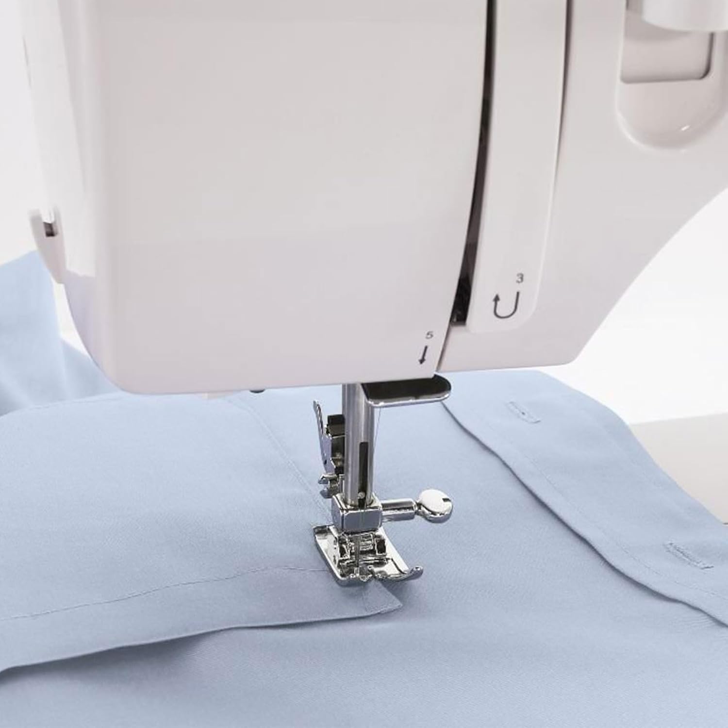 Singer Talent 3323-30 Mechanical Sewing Machine with Utility Stitches, Fully Automatic One-Step Buttonhole, Zigzag Stitch up to 6 mm, Automatic Threading, Professional Sewing Machine, White Color