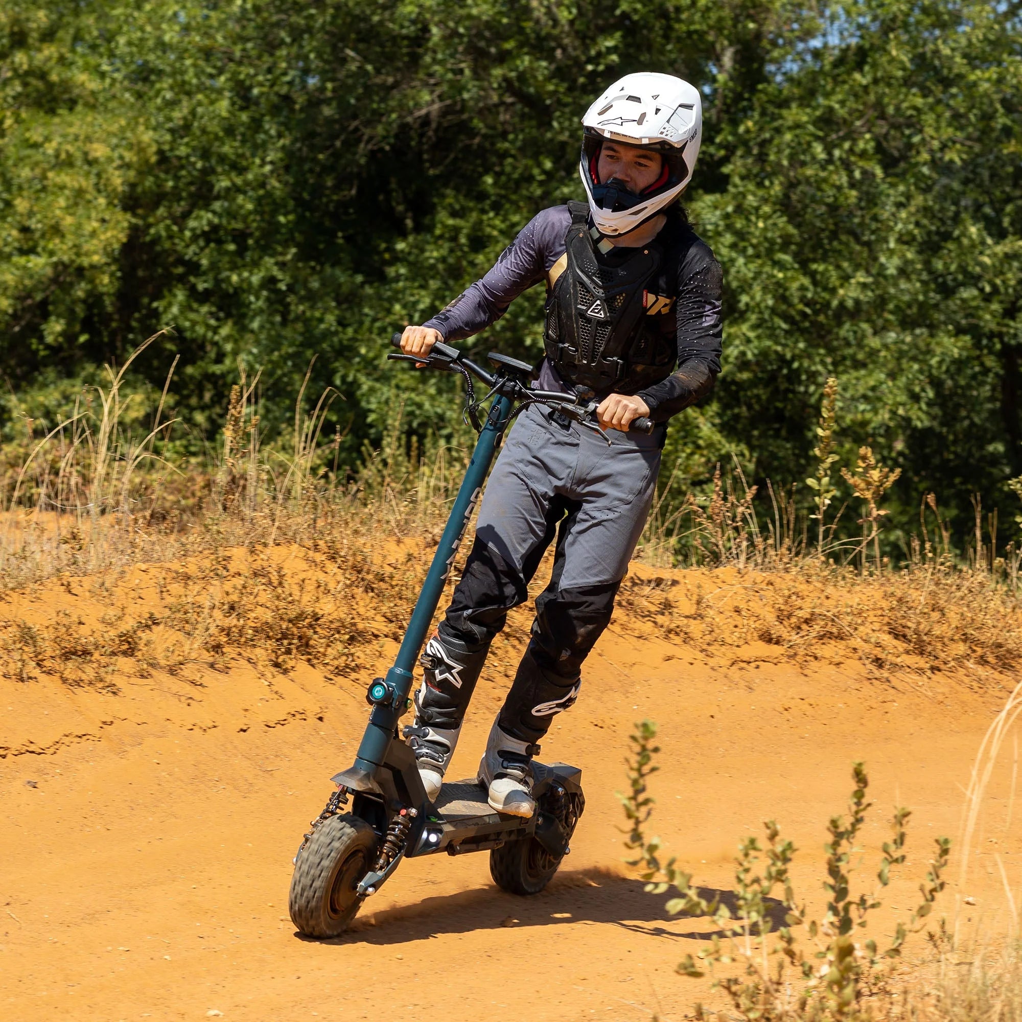 2026 Gotrax GX3 Patinete Eléctrico Todoterreno – Doble Motor Potente, Velocidad Máxima 64 km/h, Neumáticos Todoterreno