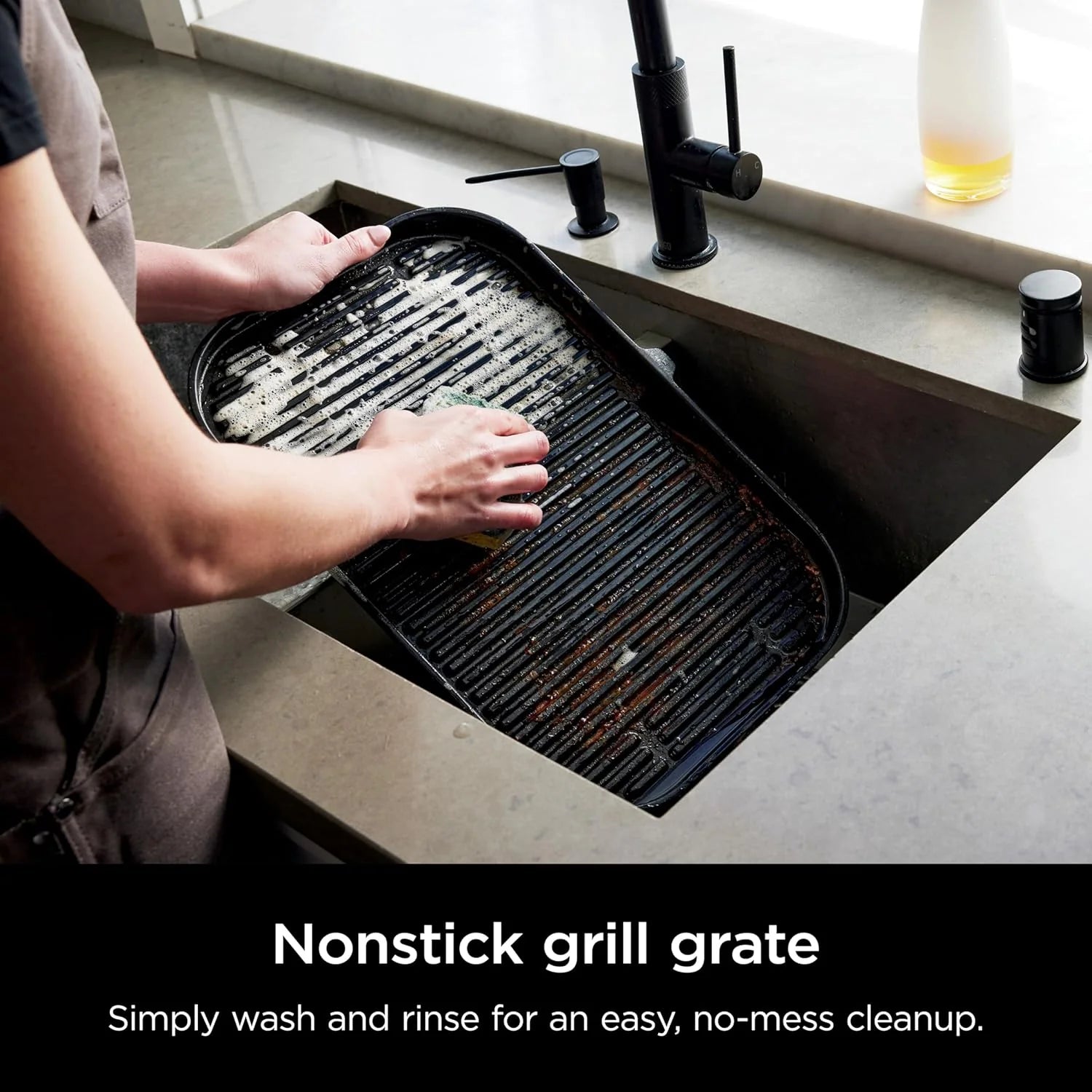 Ninja Woodfire Pro XL 2025, grill i wędzarnia zewnętrzna, termometr, grill Master 4 w 1, wędzarnia BBQ, frytkownica powietrzna na zewnątrz, piekarnik, przenośny, grill elektryczny, ciemnoszary, model OG850