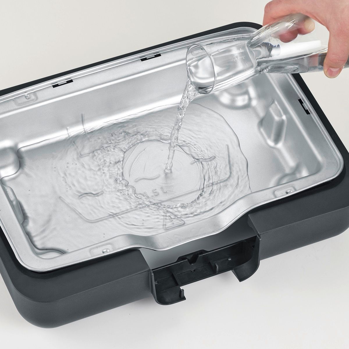 Barbacoa De Mesa Con Parrilla Severin Pg 8554 - 2300 W Negro